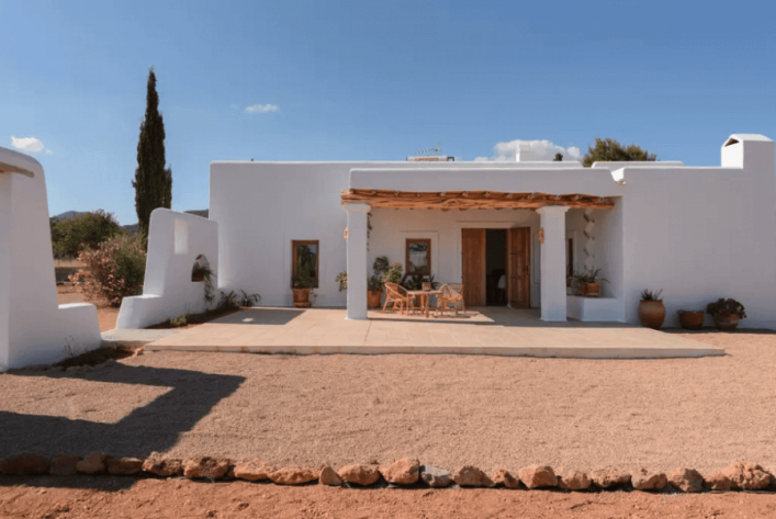 HG-Airbnb_Poolvilla2-1