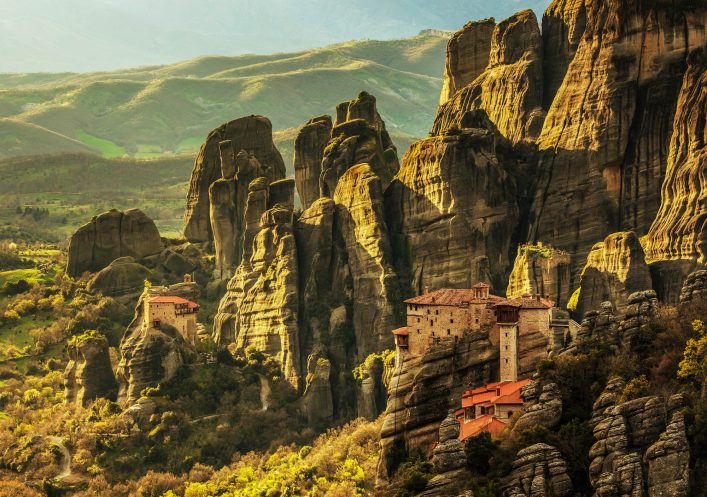 meteora-monasteries-in-greece-shutterstock_277585538-2