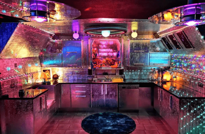 HG-Airbnb_Barbiehaus-Essex4-1