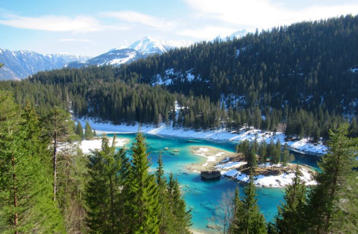 caumasee_flims_schweiz_shutterstock_1529188916_900