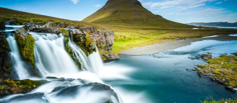 waterfall-reykjavik-iceland-istock_000041650674_large-2