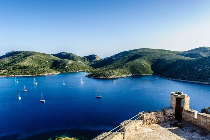 yacht-anchorage-at-cabrera-island-shutterstock_104562989-2