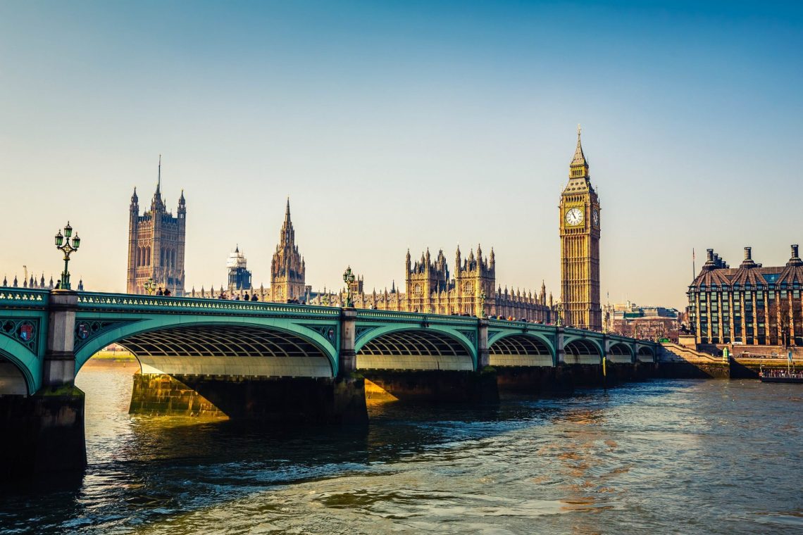 Big-Ben-und-Haeuser-des-Parlaments-London-iStock-538409027-2-e1583837699923