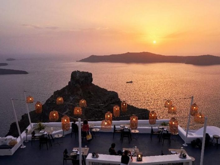 HG-IBE_AstraSuites-Santorin3