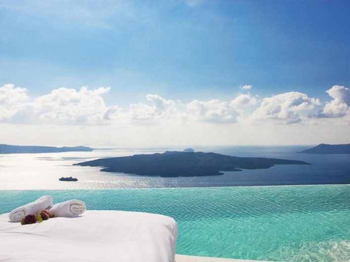 HG-IBE_Cosmopolitan-Suites-Santorin1