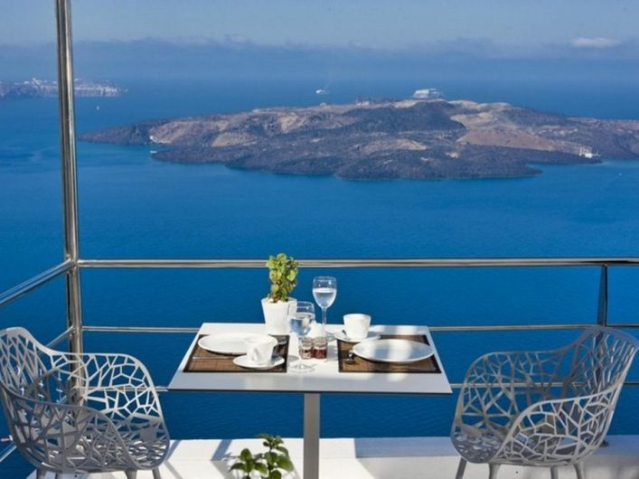 HG-IBE_Cosmopolitan-Suites-Santorin2