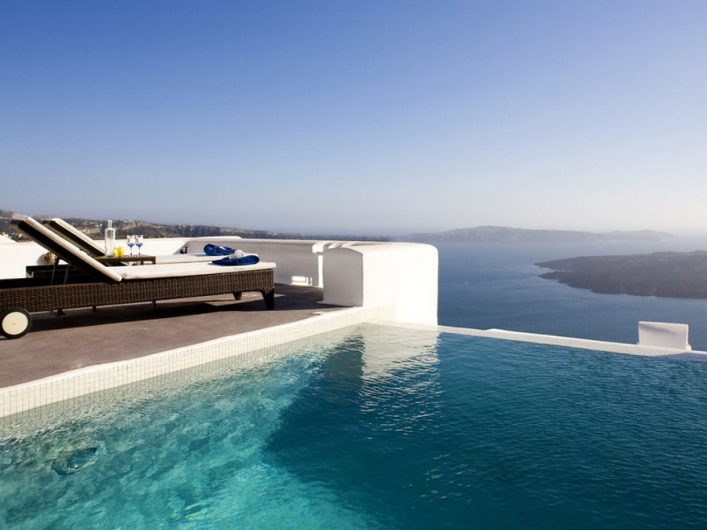 HG-IBE_Dreams-Luxury-Suites-Santorin2