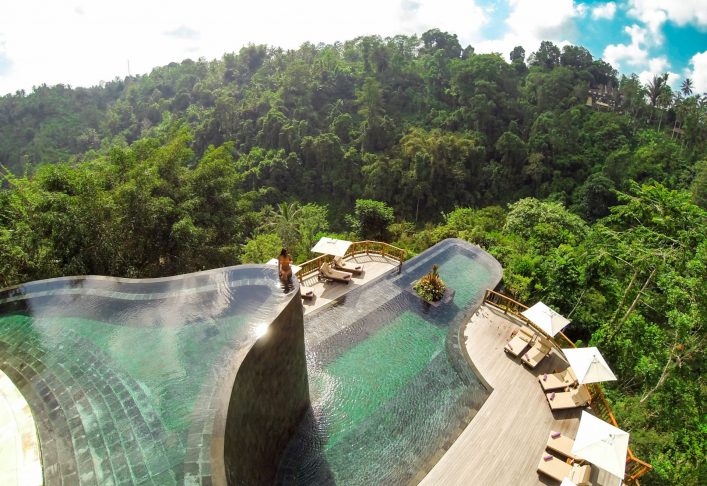 the-worlds-best-swimming-pool-at-hanging-gardens-ubud-bali_1-e1491918607238
