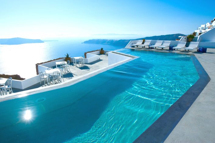 Infinity pool at Grace Santorini