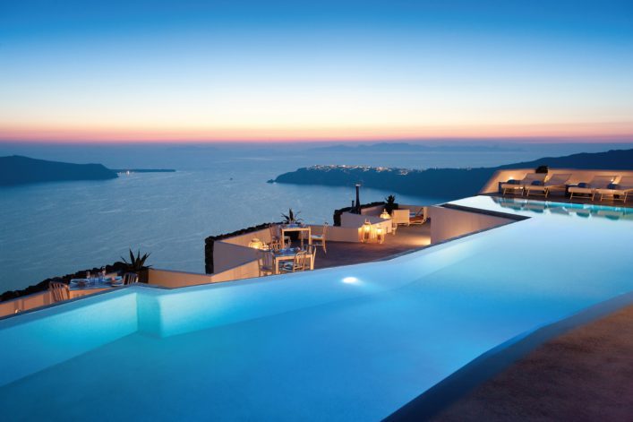 Infinity pool at Grace Santorini