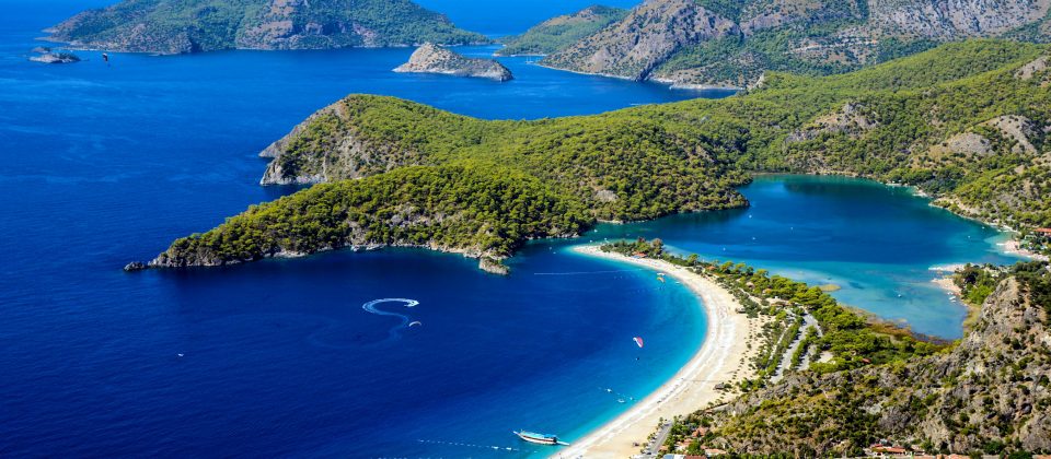  Pauschalreisen 2025 / 2026: Angebote mit Flug und Hotel 