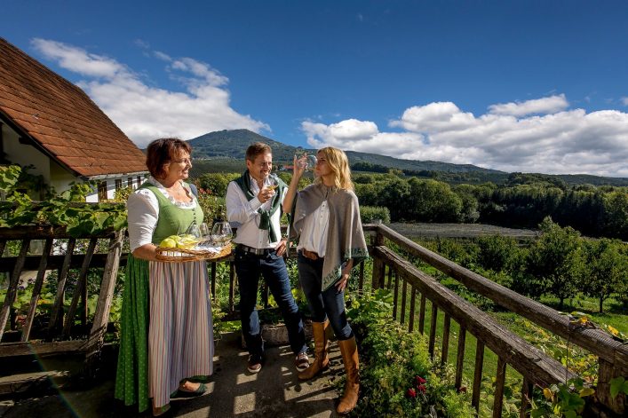 Verkostung-von-Apfelprodukten-c-Oststeiermark-Tourismus-Tom-Lamm-1