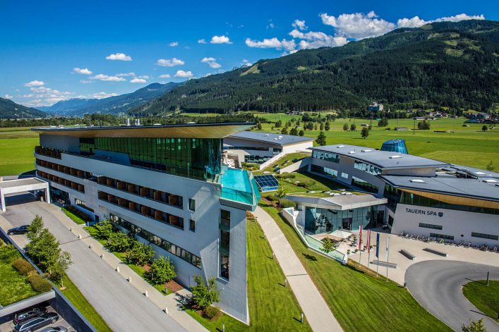 Sommer_Resortansicht_