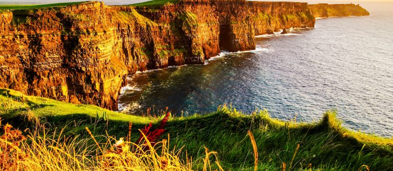 Cliffs-of-Moher-Ireland-iStock_000027418619_Large-2