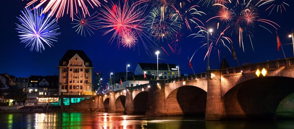 Silvesterreisen - Angebote Zum Bestpreis🥇| Holidayguru