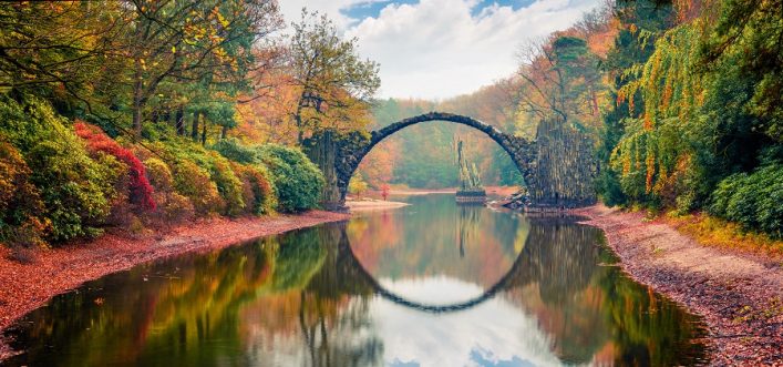 kromlau_park_bridge_herbst_rakotzbruecke_747551557_900x600