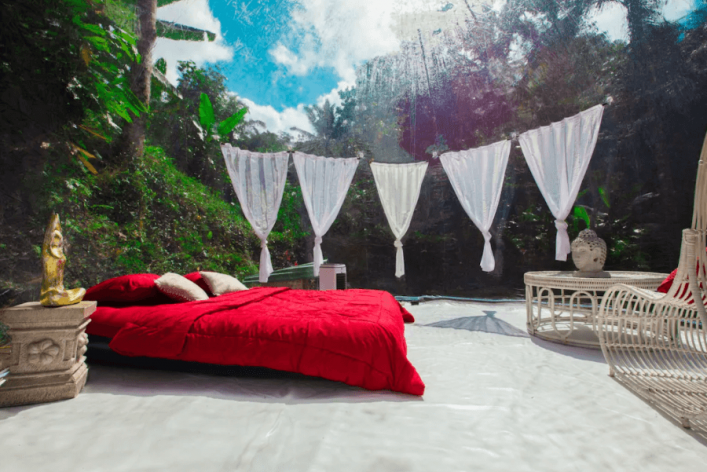 HG-Airbnb_Bali_bubble-tent2-1