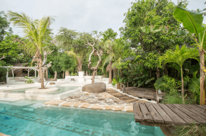 HG-Airbnb_Bali_romantisches-baumhaus3-1