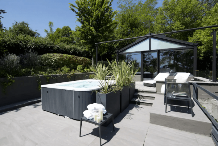 HG-Airbnb_Baumhaus-Italien-GlassHouse1-1