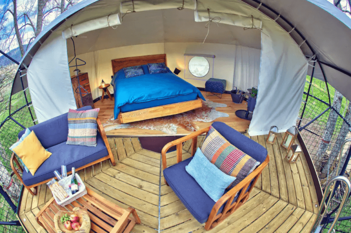 HG-Airbnb_Baumhaus-Schweiz-Glamping2-1