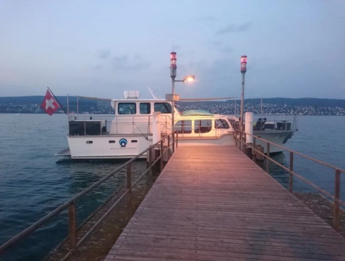 HG-Airbnb_Hausboot-Schweiz3