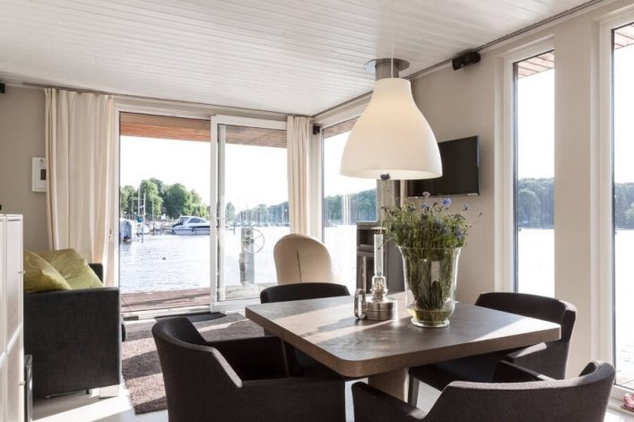 airbnb_berlin_hausboot_db8c336e_original_900x600
