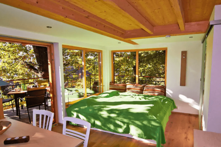 HG-Airbnb_Baumhaus-Deutschland-Familie2-1