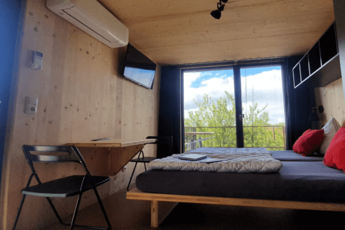 HG-Airbnb_Baumhaus-Deutschland-LEGO3-1