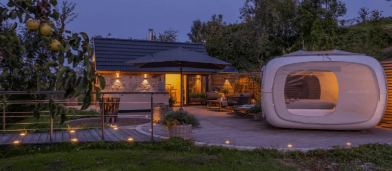 HG-Airbnb_Waasen-Chalet-Sternenhimmel-Whirlpool-1