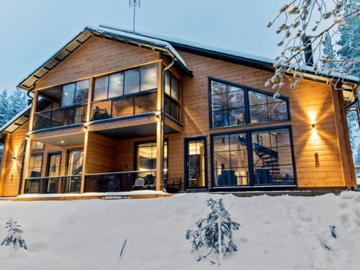 Holzhaus mit Sauna in Kittilä.